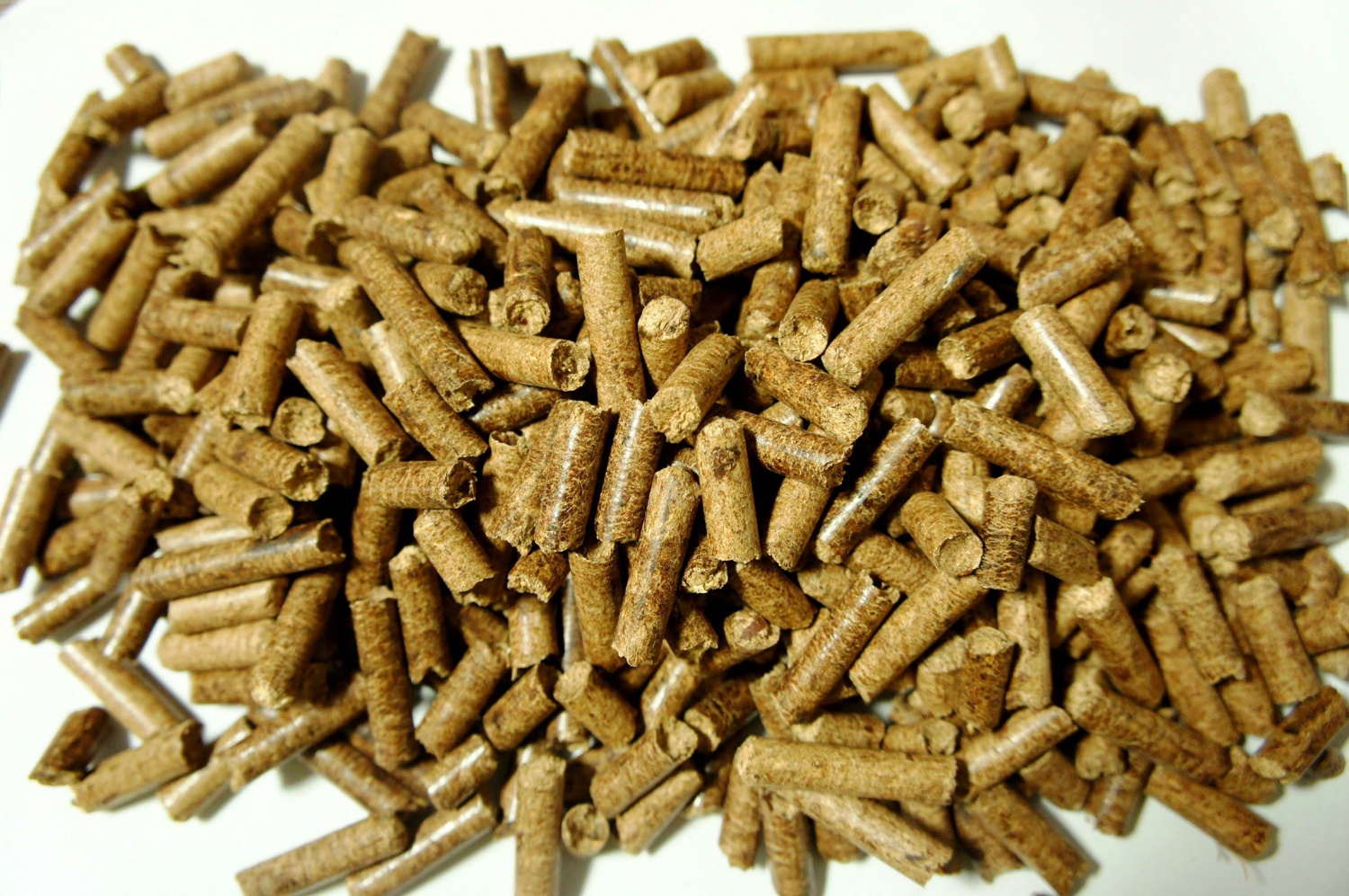 生物质燃料热值在3000kcalkg以上