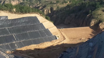 填埋场覆盖土-不返臭.不吸水