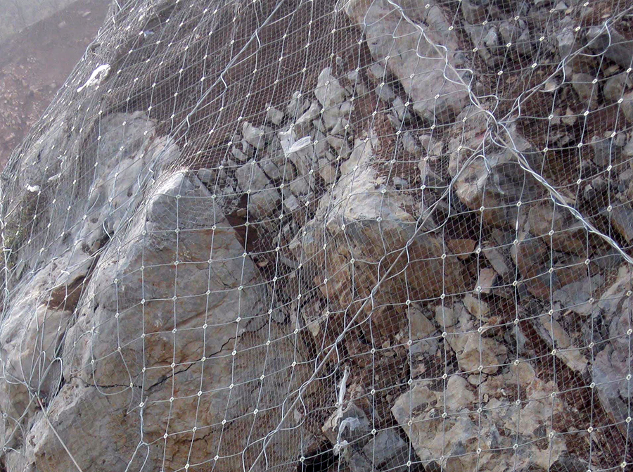 落石防护网
