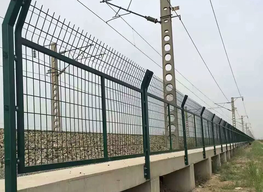 铁路加高防护网