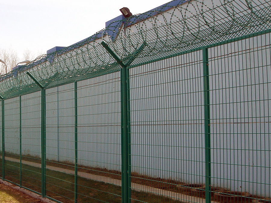 牢狱护栏网