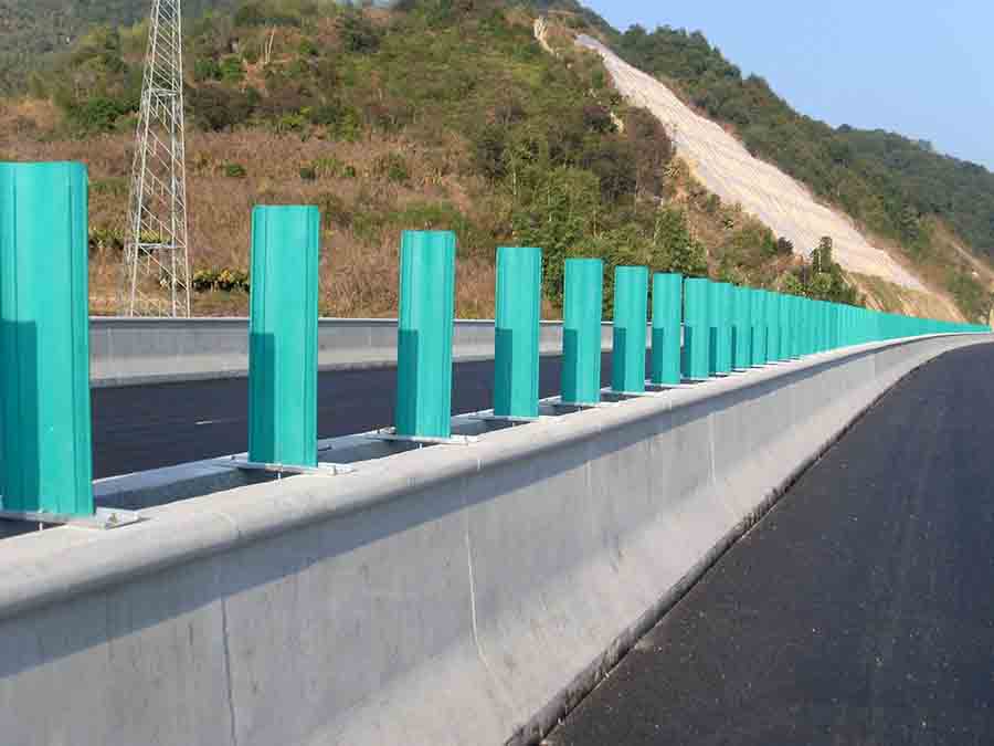 防眩板蹊径护栏