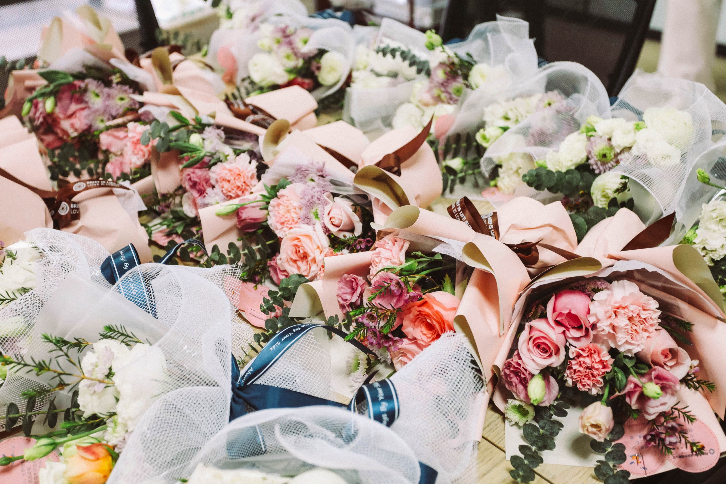 汇彩网登录大厅集美们，节日快乐！