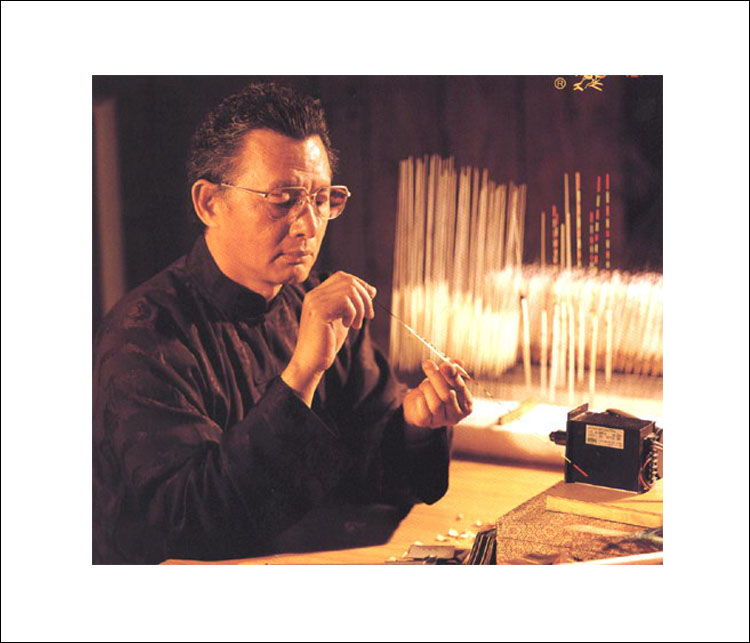 硬调竿对钓线起到缓冲；ぷ饔