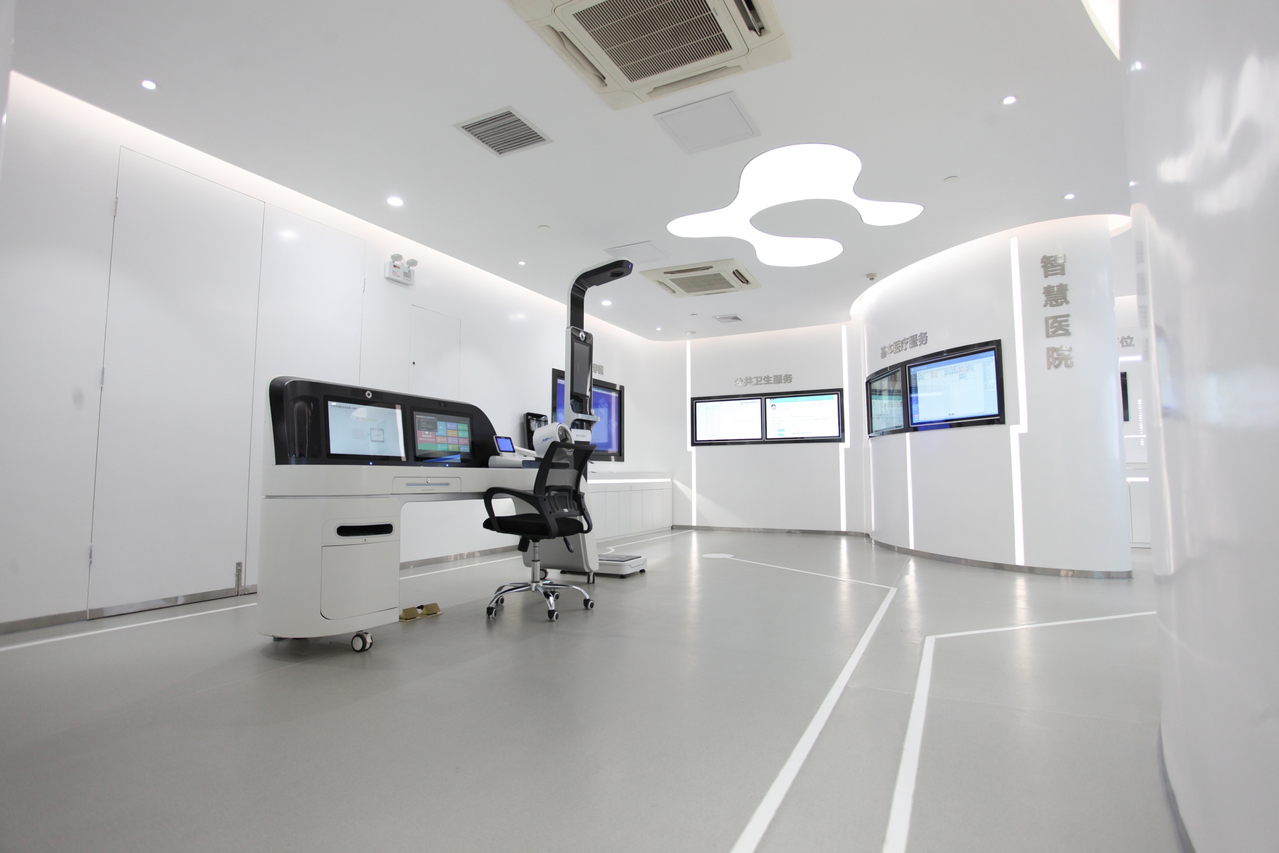 瞒不住了，这里居然“私藏”了高科技体验中心