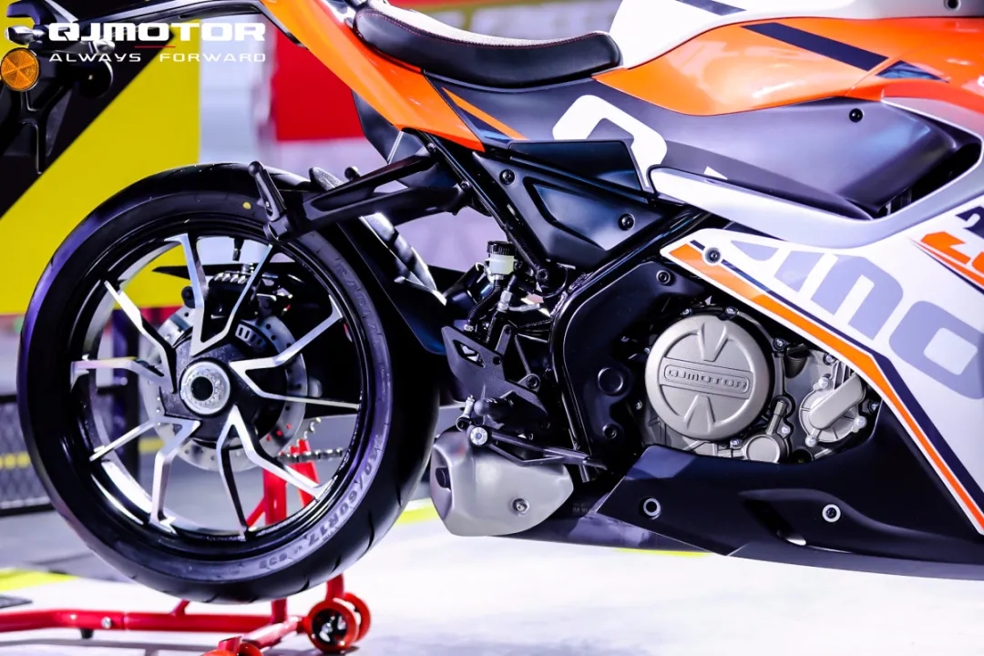 【定金】QJMOTOR 赛250