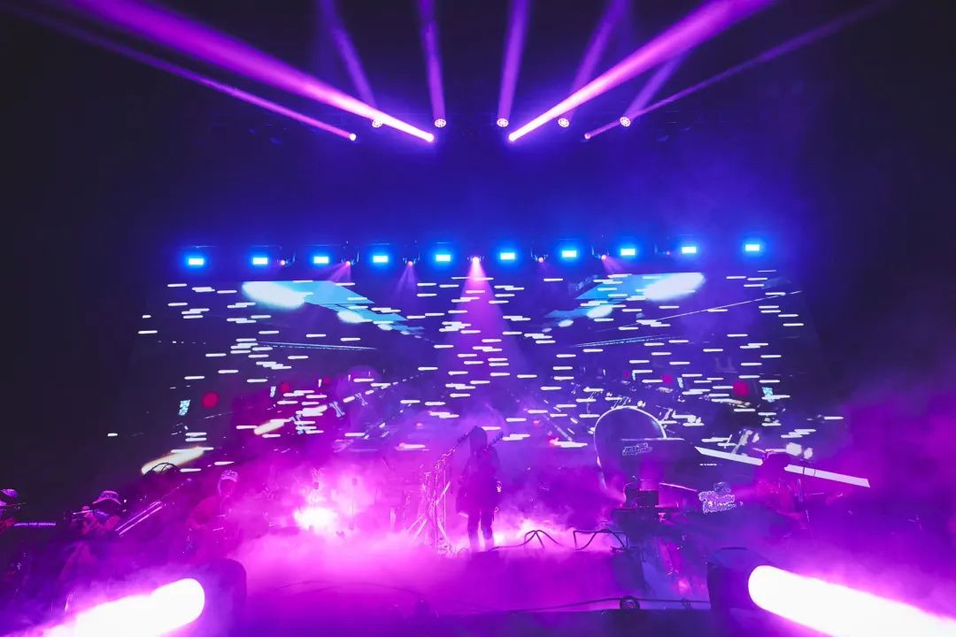 2024 “永远深夜有多好”真夜中ZUTOMAYO上海演唱会—上海静安体育中心