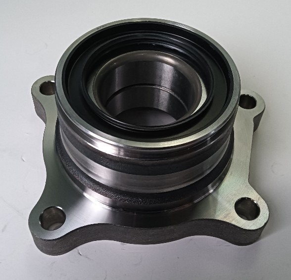 New Arrival Wheel Hub Bearing 4246060090 for 2024 Toyota Land Cruiser - Left Rear