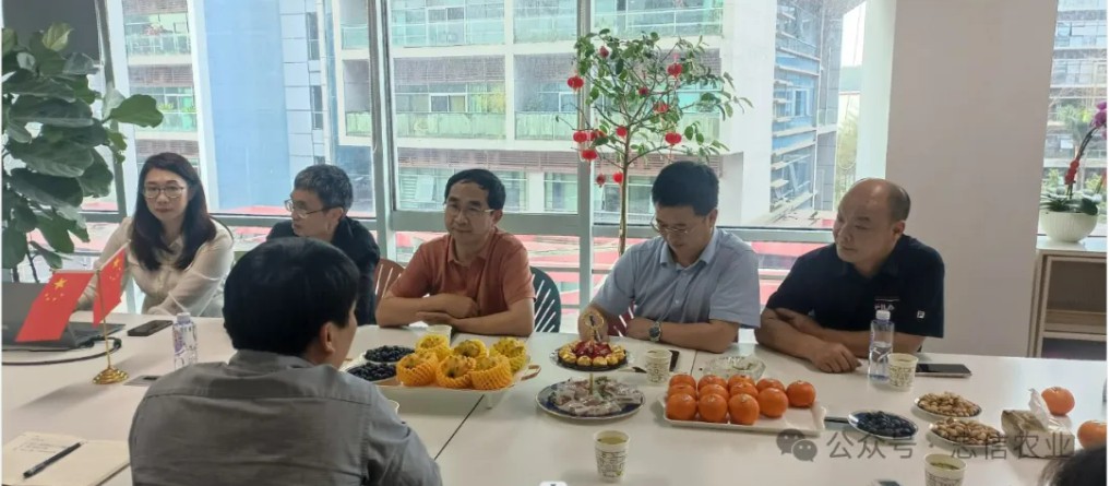 四川省农科院植保所专家莅临我司考察调研天敌昆虫实验室