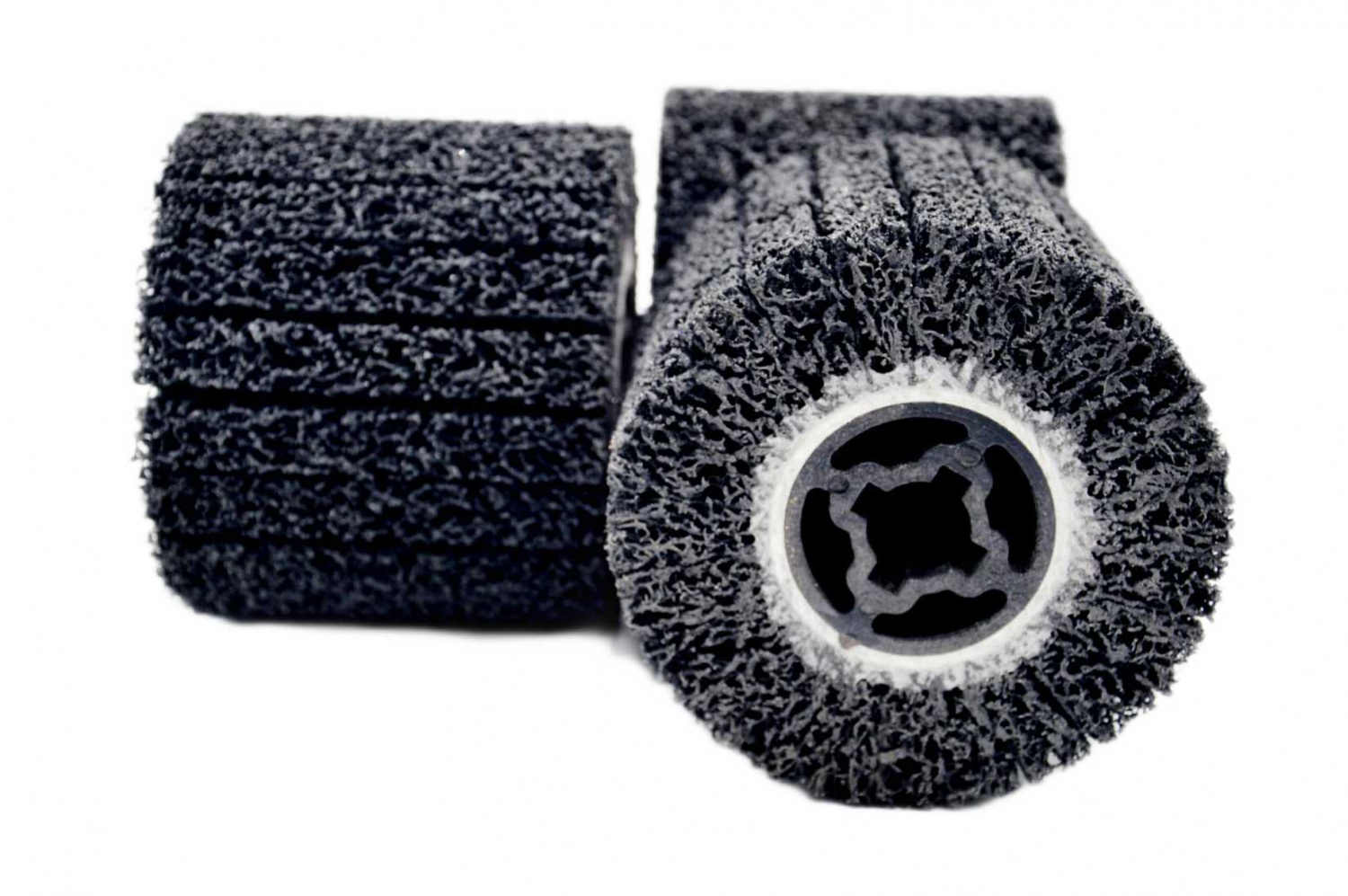 Clean and strip wire drawing wheels