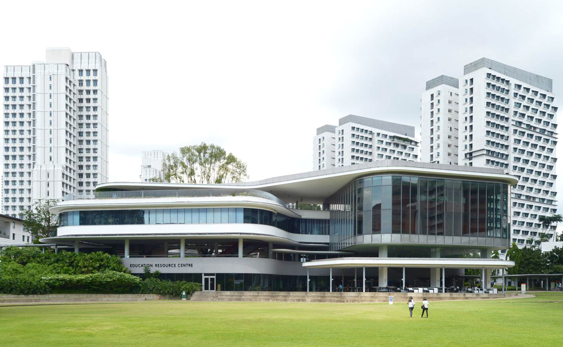 新加坡国立大学