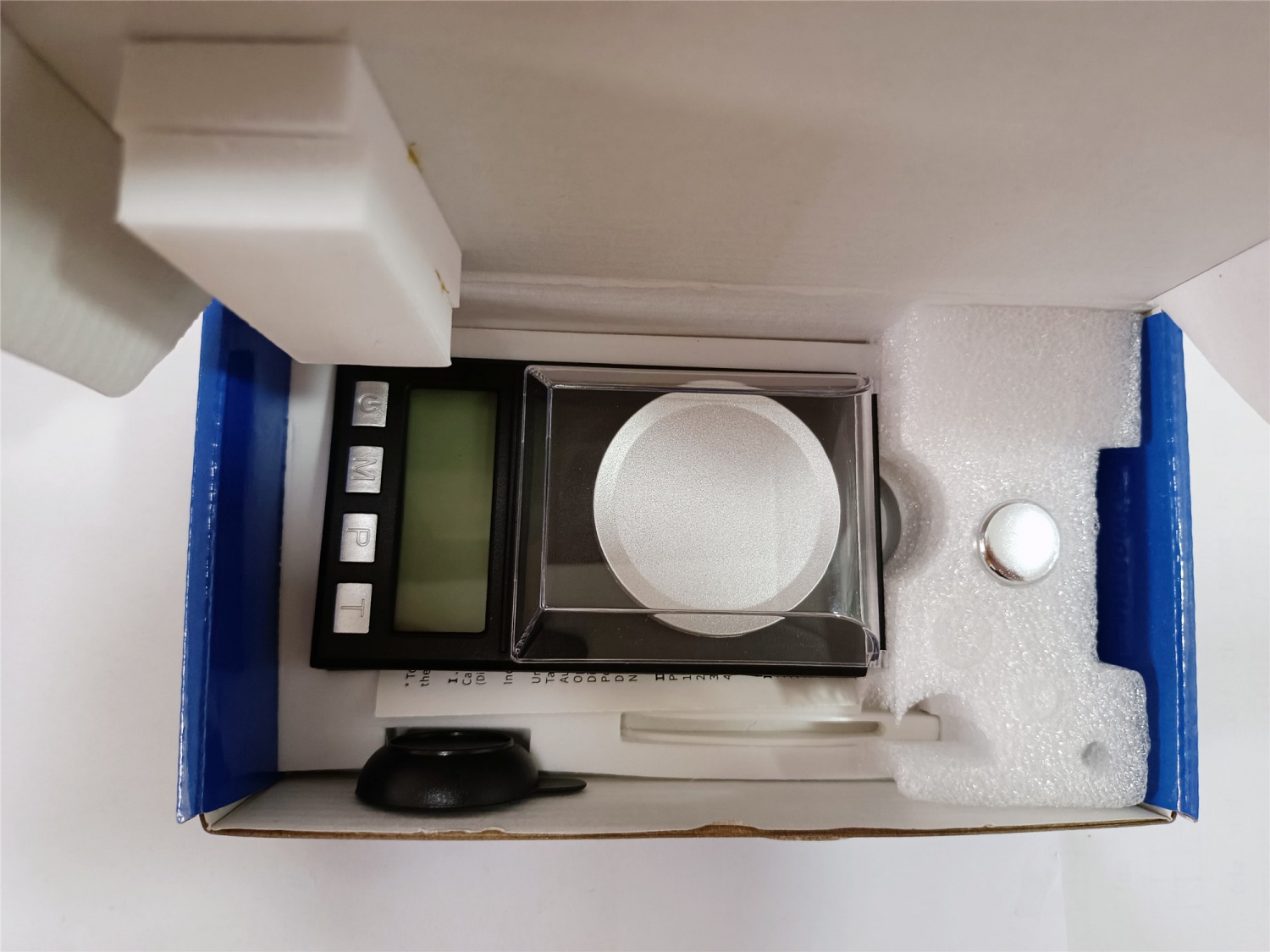 D8036 Milligram Scale