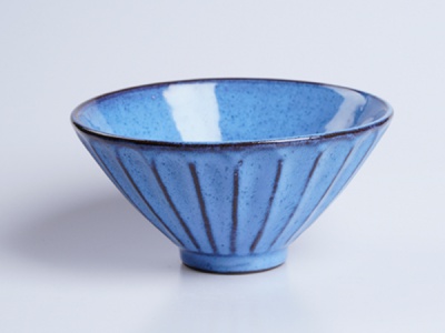 均釉线条面碗